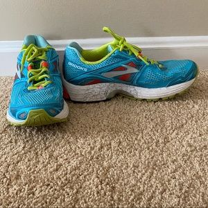 brooks ravenna 5 womens brown